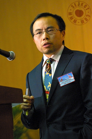 Prof. Xungai Wang