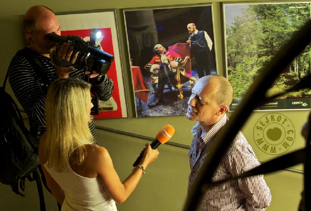 Dopl�uj�c� konkurz Lucrezie