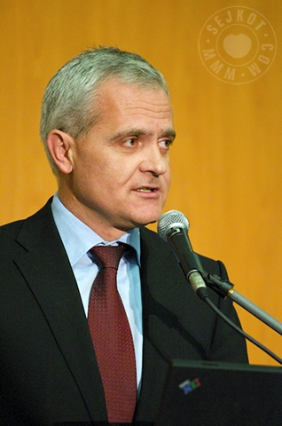 Ivan Kone�n�, ELMARCO