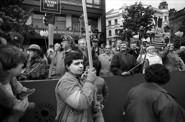 1.M�J 1989